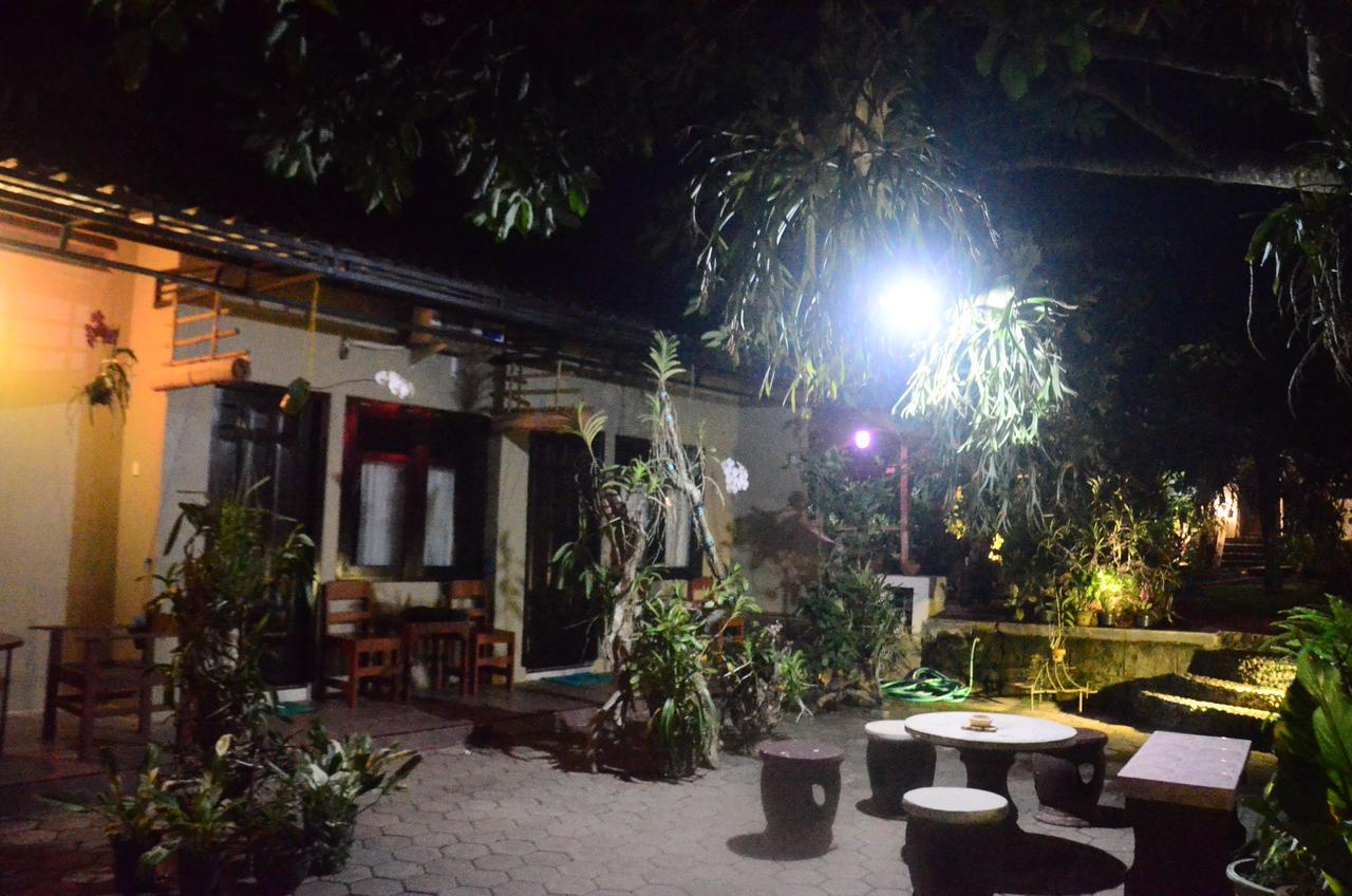 Banyu Homestay Banyuwangi  Exterior photo