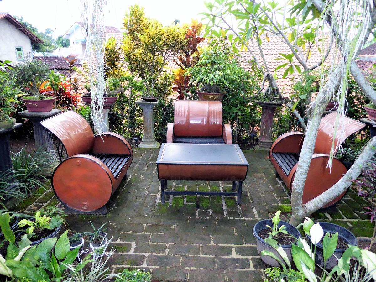 Banyu Homestay Banyuwangi  Exterior photo